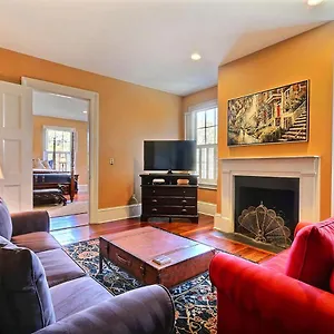 https://bird-baldwin-forsyth-suite.top-hotels-in-savannah.com